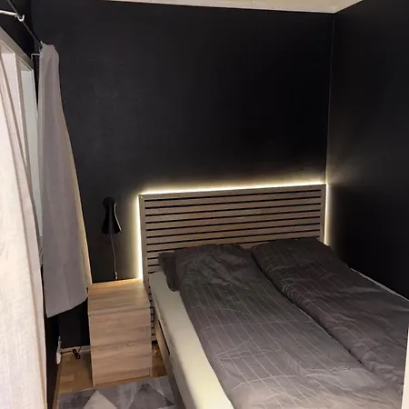 2-room At Hapet Apartamento *